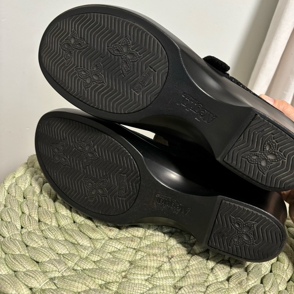 Alegria Maya Tile Me More Black Leather Mary Jane Comfort Shoe - Picture 4 of 12